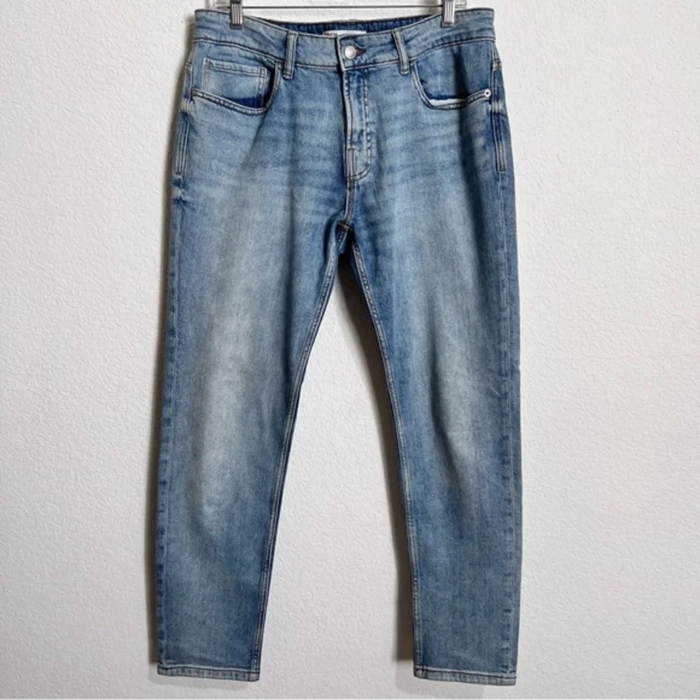 Zara Light Wash Slim Fit Denim Jeans 32